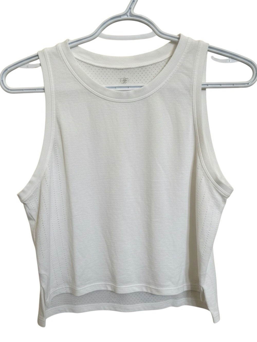Lululemon train to be tank top high low hem